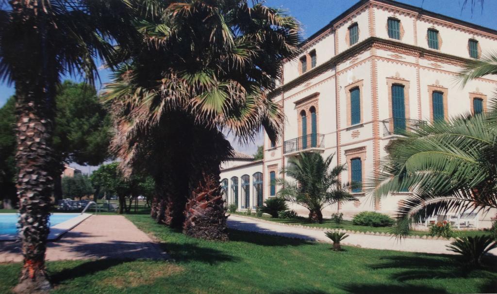 Villa Montanari Rosati Porto San Giorgio Extérieur photo